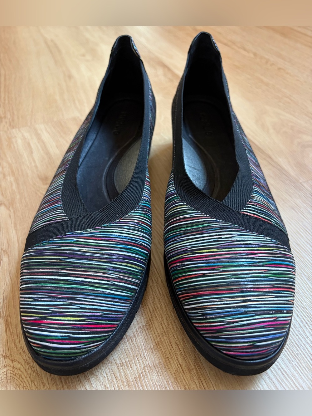 Nurture Kizzie Leather MultiColor Striped Flats Wedge Slip-On Shoes Size 11